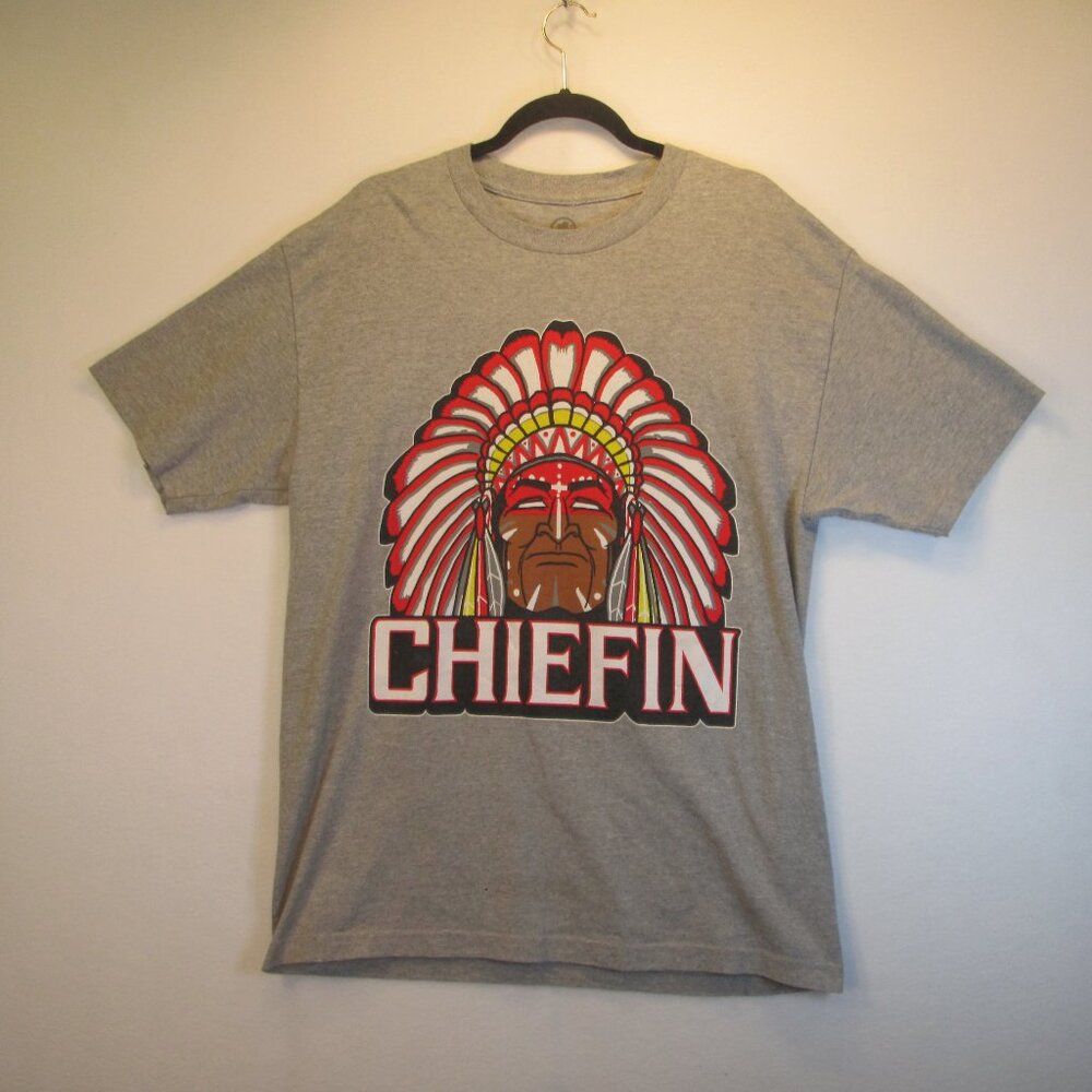 Enemy of the State Chiefin T-Shirt Mens Size Large Soft Gray 100% Cotton VGUC